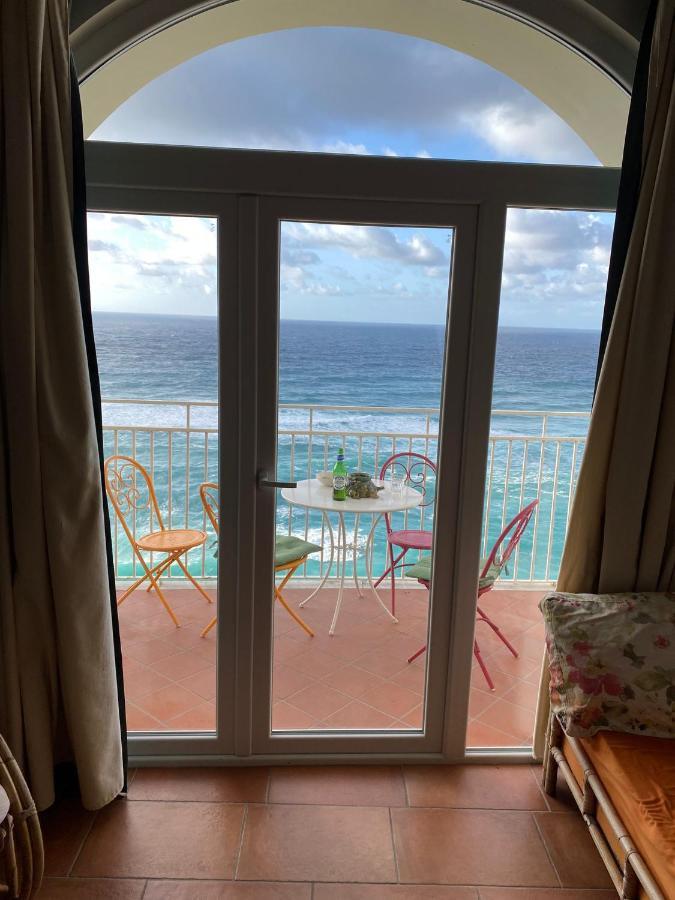 Isola Bella Sea-View Apartment トロペーア エクステリア 写真